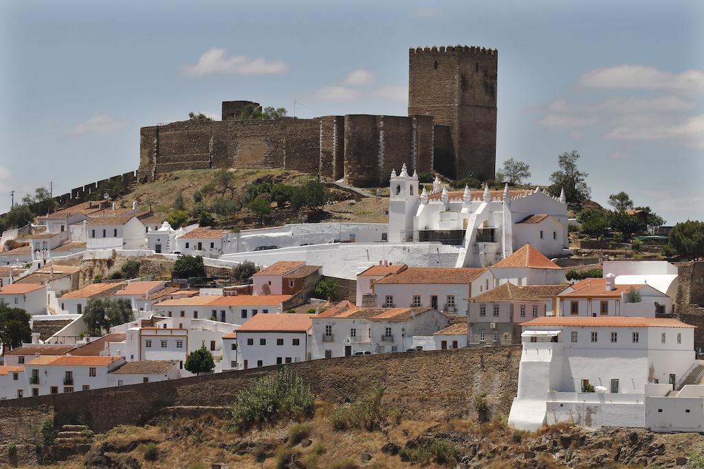 Alojamentos Oasis Mertola Bagian luar foto