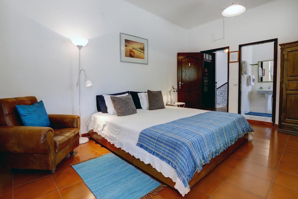 Alojamentos Oasis Mertola Ruang foto